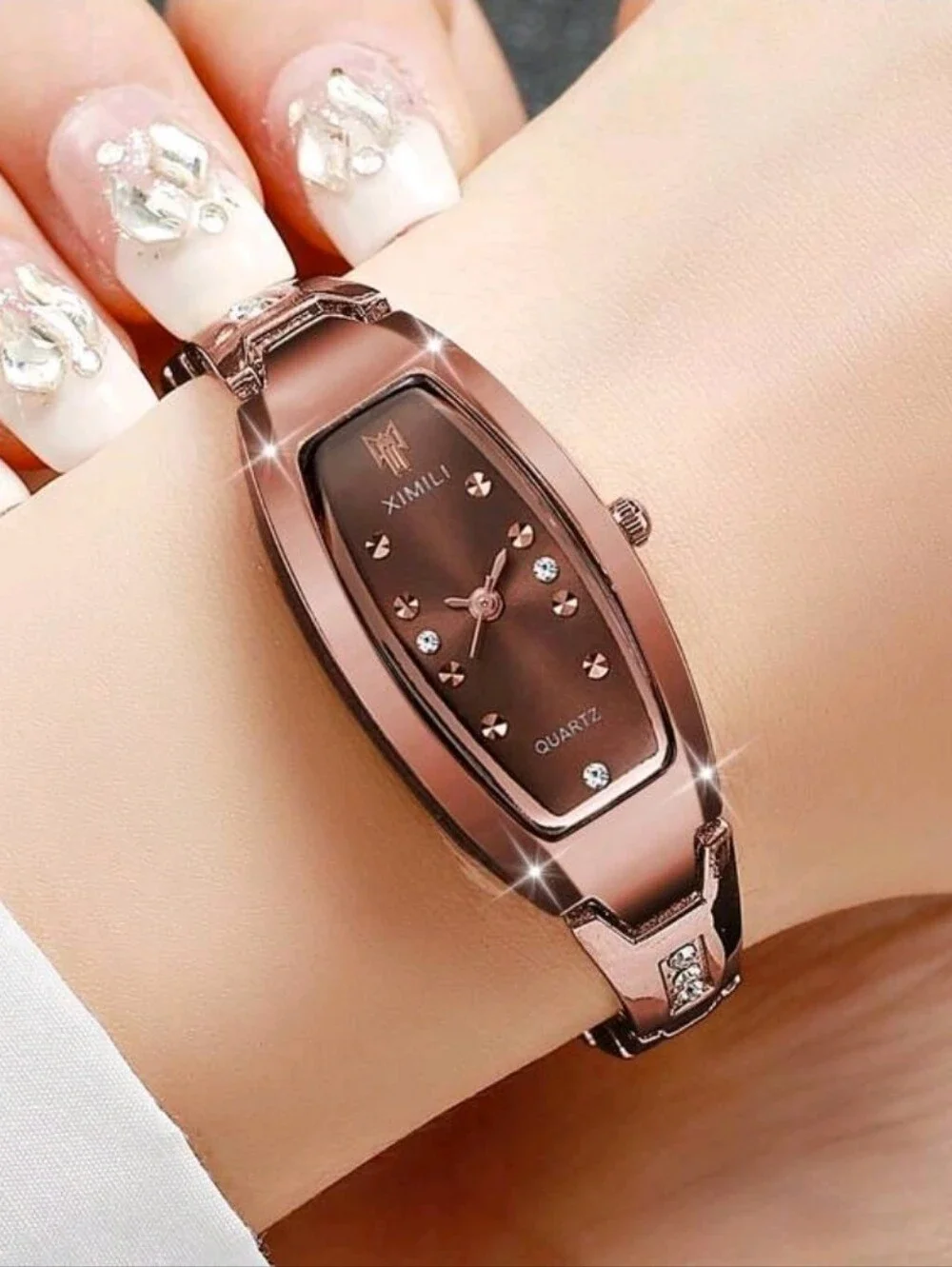 Women Brown Slim Elegant  CLassy Quartz Watch